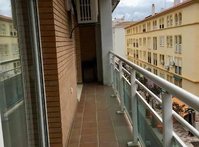 Chicflat Avenida Espana. Ideal Familias エステポナ