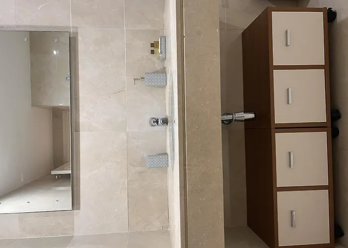 Chicflat Avenida Espana. Ideal Familias