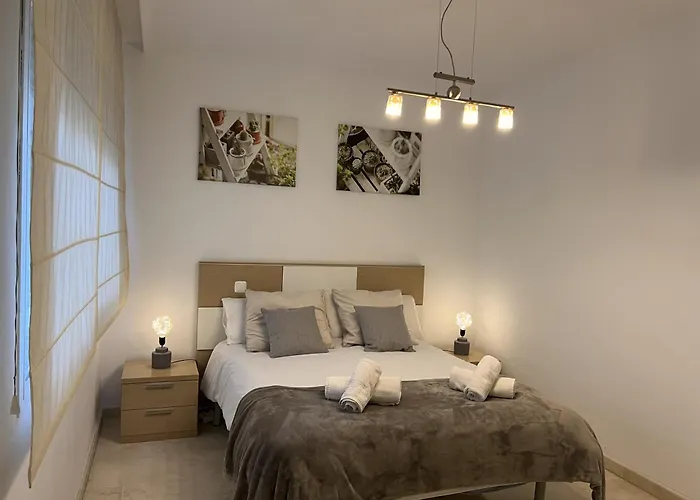 Chicflat Avenida Espana. Ideal Familias *